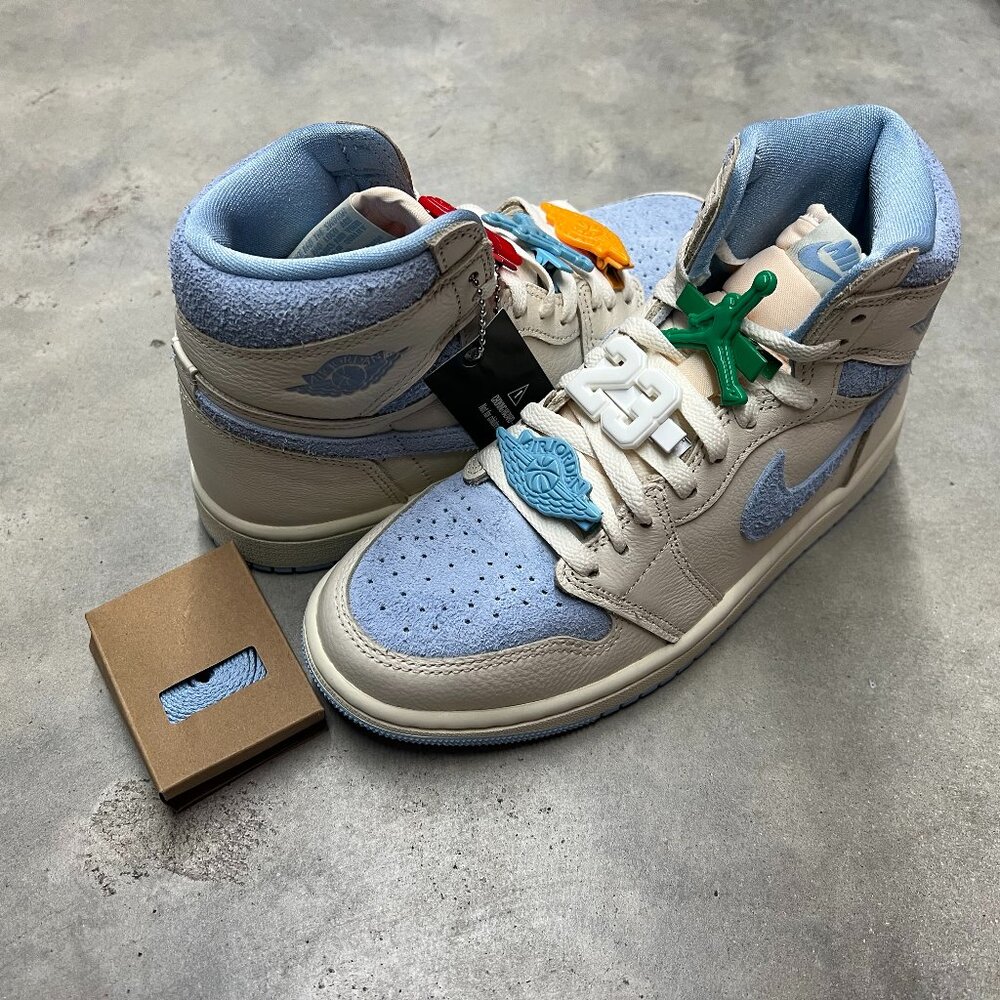 Nike Air Jordan 1 Retro High OG Wmn's Pale Ivory Psychic Blue FD2596 102 - New